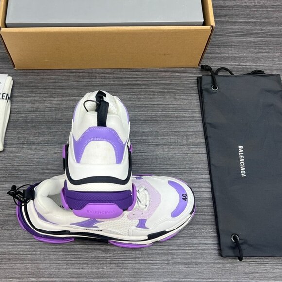 Balenciaga triple s size 40 - Picture 5 of 6